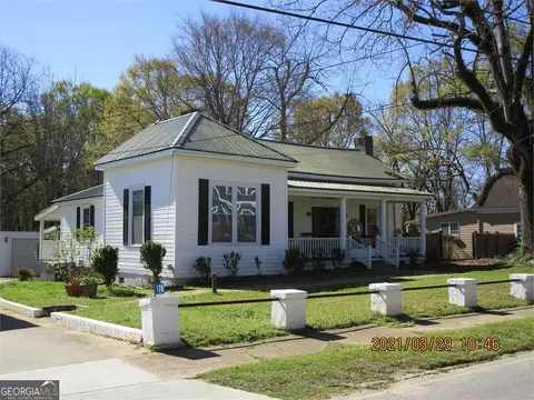 178 Fairplay St, Rutledge, GA 30663