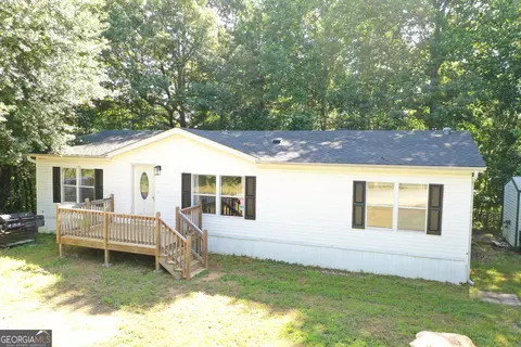 16 Terri Ln, Toccoa, GA 30577