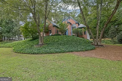 6410 Oak Valley Dr, Cumming, GA 30040