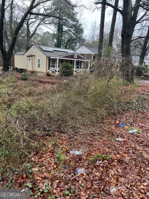 186 Howell Dr SW, Atlanta, GA 30331