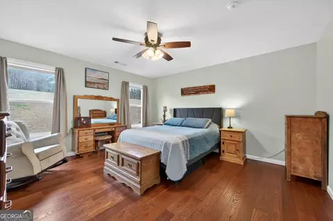 Bedroom - 128 Tabitha Page Ln, Toccoa, GA 30577 photo 2 of 5
