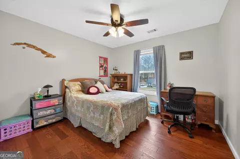 Bedroom - 128 Tabitha Page Ln, Toccoa, GA 30577 photo 4 of 5