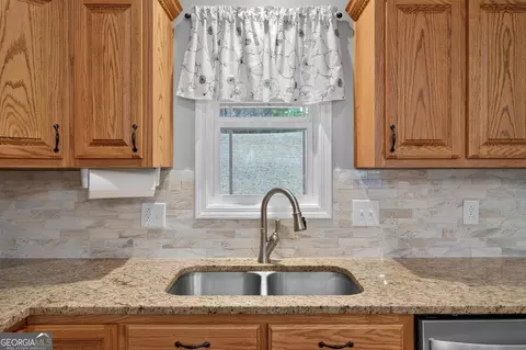 Kitchen - 128 Tabitha Page Ln, Toccoa, GA 30577 photo 4 of 4