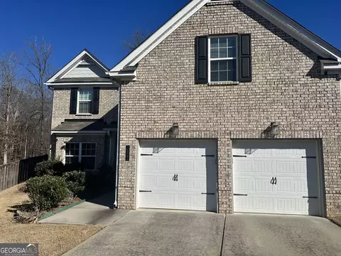 3802 Village Crossing Ln, Ellenwood, GA 30294