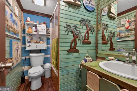 Bath - 1719 Harber Rd, Carnesville, GA 30521 photo 1 of 1