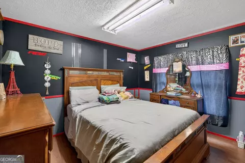 Bedroom - 1719 Harber Rd, Carnesville, GA 30521 photo 1 of 2