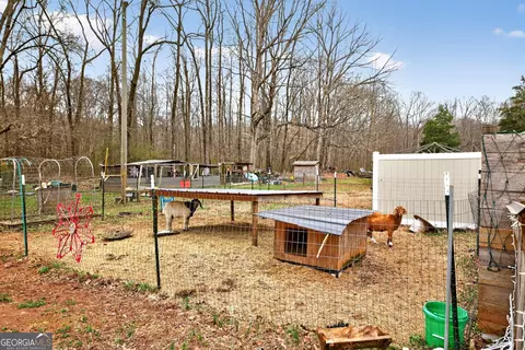 Exterior - 1719 Harber Rd, Carnesville, GA 30521 photo 17 of 17