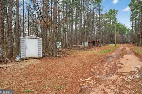 Exterior - 1719 Harber Rd, Carnesville, GA 30521 photo 12 of 17