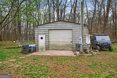 Exterior - 1719 Harber Rd, Carnesville, GA 30521 photo 14 of 17