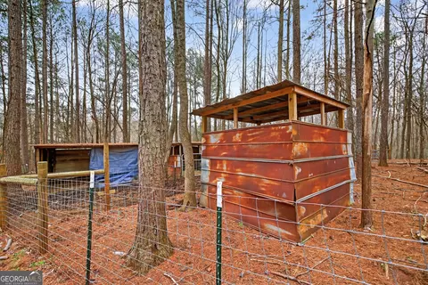Exterior - 1719 Harber Rd, Carnesville, GA 30521 photo 9 of 17