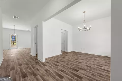 56 Edith Ct, Statham, GA 30666 photo 4