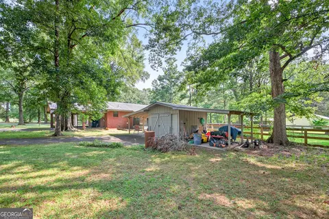 Exterior - 199 Cherry St SE, Calhoun, GA 30701 photo 15 of 21