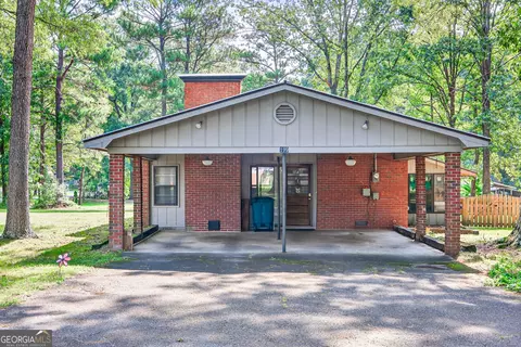 Exterior - 199 Cherry St SE, Calhoun, GA 30701 photo 13 of 21