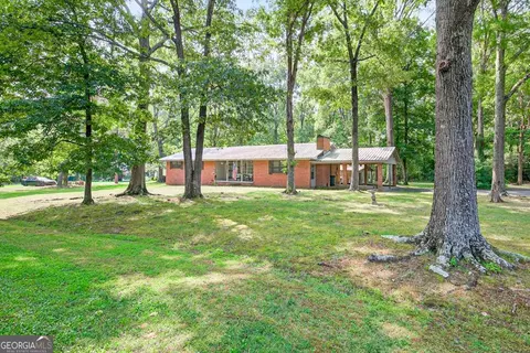Exterior - 199 Cherry St SE, Calhoun, GA 30701 photo 9 of 21