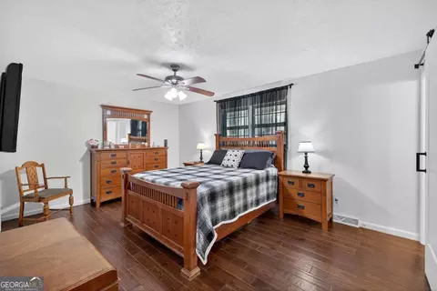 Bedroom - 199 Cherry St SE, Calhoun, GA 30701 photo 5 of 8