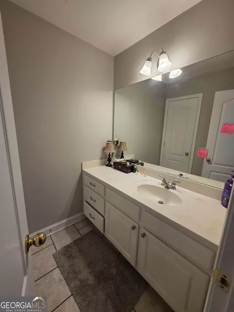 Bath - 801 Eggie Ct, Mcdonough, GA 30252 photo 6 of 6