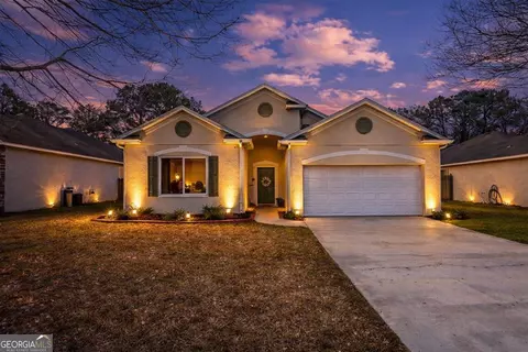 151 Pine Bluff Blvd W, Kingsland, GA 31548