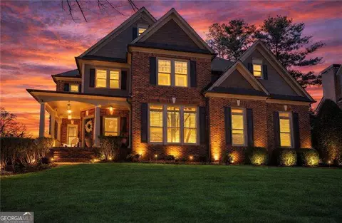 1587 Petal Pt NW, Kennesaw, GA 30152