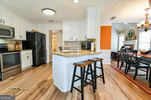 Kitchen - 105 Edinburgh Ln, Covington, GA 30016 photo 1 of 4