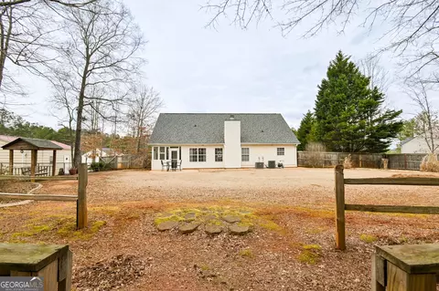 Exterior - 105 Edinburgh Ln, Covington, GA 30016 photo 10 of 18
