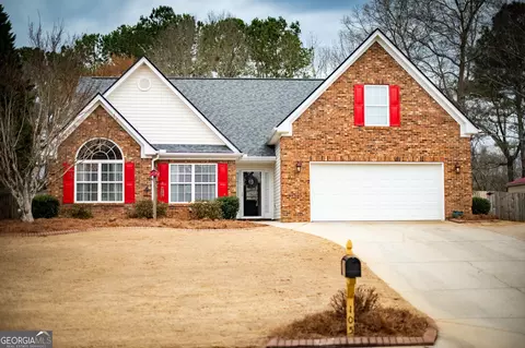 Exterior - 105 Edinburgh Ln, Covington, GA 30016 photo 2 of 18