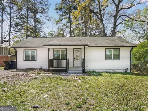 117 Spring St, Stockbridge, GA 30281