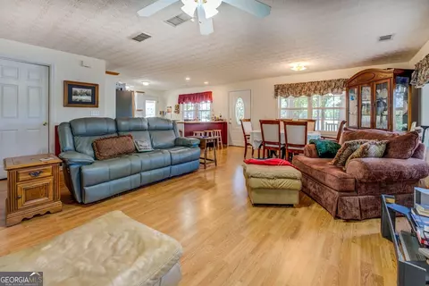 Living - 2000 Campbell Rd, Covington, GA 30014 photo 2 of 2