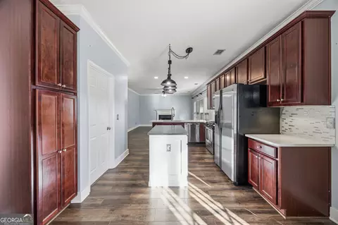 Kitchen - 417 Ryoaks Dr, Hampton, GA 30228 photo 1 of 2