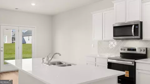 Kitchen - 214 Cattle Dr, Perry, GA 31069 photo 2 of 2