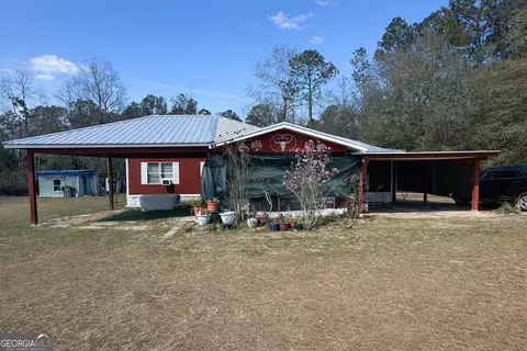 459 Louie Hightower Rd, Collins, GA 30421
