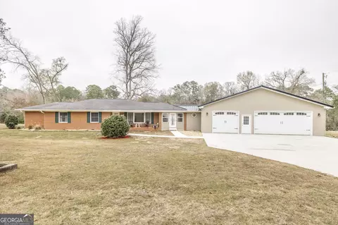 26 Mansfield Dr, Hawkinsville, GA 31036