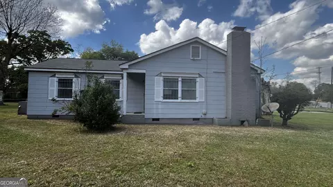 133 Thornton Dr, Albany, GA 31705