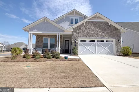 93 Club Cresswind Dr, Newnan, GA 30263
