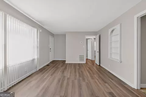 Living - 2019 Dunham Ct, Augusta, GA 30906 photo 2 of 5