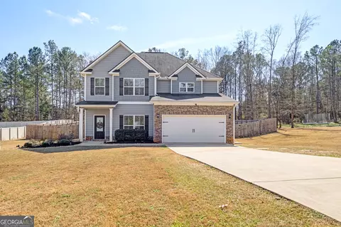 125 Clear Springs Dr, Jackson, GA 30233