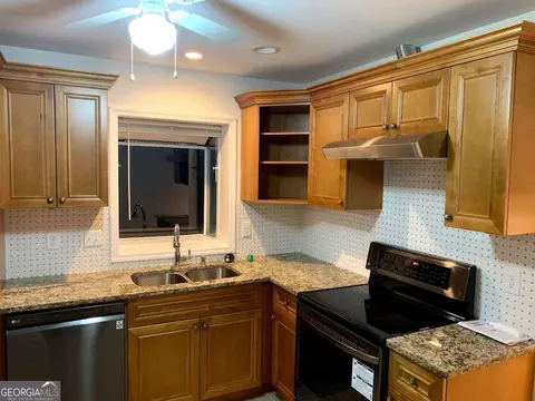 Kitchen - 3019 Trafalgar Way, Chamblee, GA 30341 photo 1 of 2