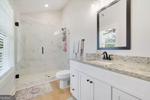 Bath - 96 Rome St, Temple, GA 30179 photo 2 of 2