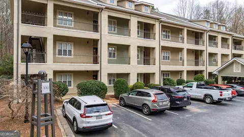 125 Wood Lake Dr #302, Athens, GA 30606