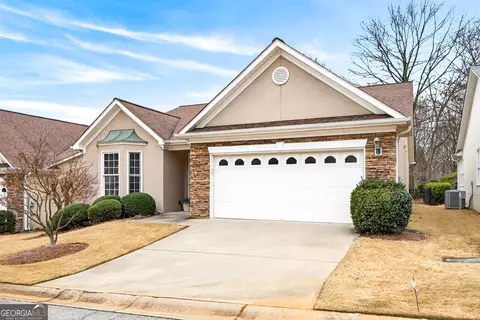 303 Marlbrook Ln, Peachtree City, GA 30269
