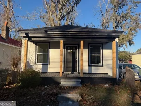 14 W 54th St, Savannah, GA 31405