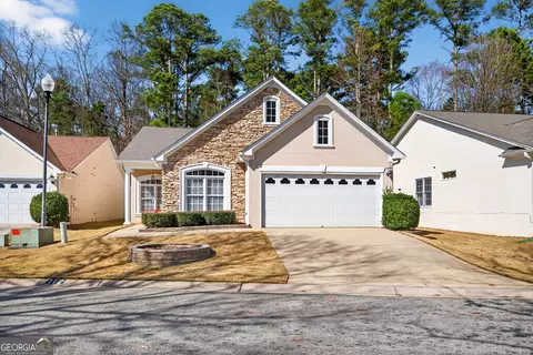 112 Maple Grove Ter, Peachtree City, GA 30269