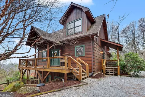 1039 Arbor Dr, Lakemont, GA 30552