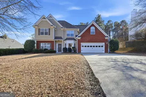 755 Willowwind Dr, Loganville, GA 30052