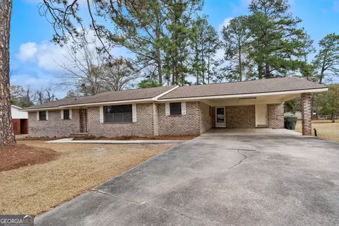 545 S 5th St, Jesup, GA 31545