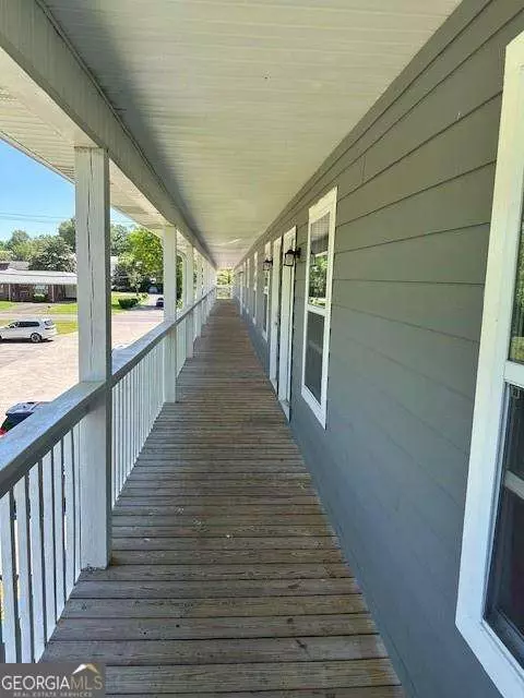 Exterior - 432 4th Ave, Dalton, GA 30721 photo 2 of 12
