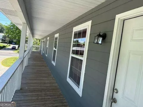 Exterior - 432 4th Ave, Dalton, GA 30721 photo 6 of 12