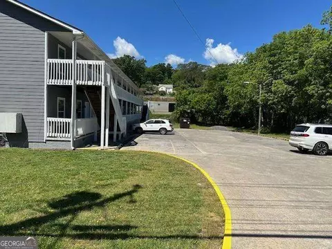 Exterior - 432 4th Ave, Dalton, GA 30721 photo 11 of 12