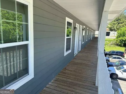 Exterior - 432 4th Ave, Dalton, GA 30721 photo 10 of 12