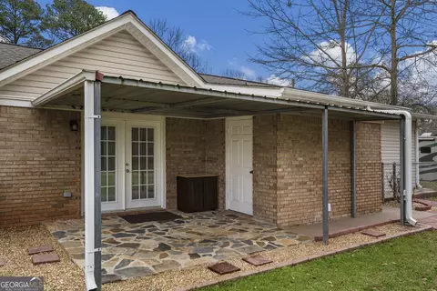 Exterior - 125 Hazel Way, Lagrange, GA 30241 photo 3 of 6