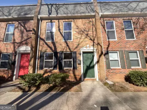 165 N River Dr #G, Atlanta, GA 30350